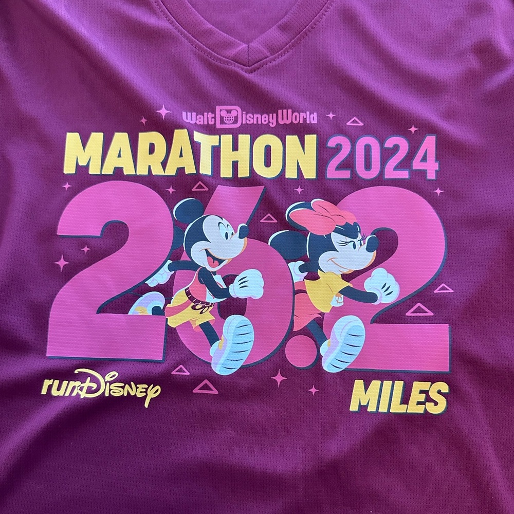 Rundisney Walt Disney World Marathon 2025 Burgundy Te… Gem